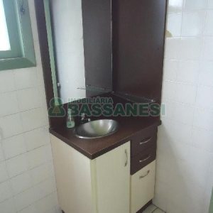 Sala com 54m², no bairro Centro em Caxias do Sul para Alugar