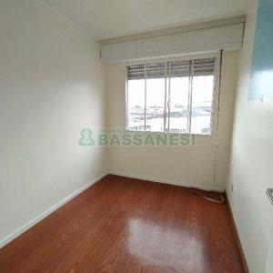 Apartamento com 85m², 3 dormitórios, 1 vaga, no bairro Sagrada Família em Caxias do Sul para Comprar
