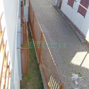 Casa com 113m², 3 dormitórios, 2 vagas, no bairro Exposição em Caxias do Sul para Alugar