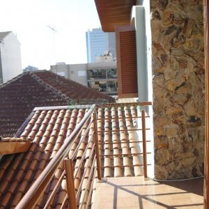 Casa com 113m², 3 dormitórios, 2 vagas, no bairro Exposição em Caxias do Sul para Alugar