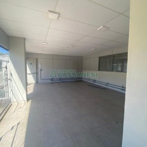 Pavilhão com 600m², no bairro Bela Vista em Caxias do Sul para Alugar