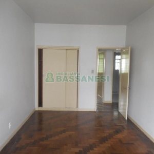 Apartamento com 106m², 3 dormitórios, no bairro São Pelegrino em Caxias do Sul para Comprar