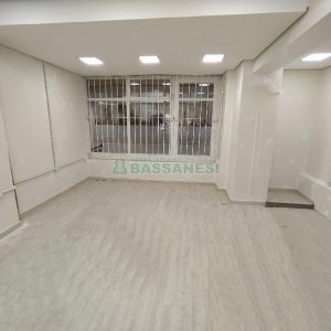 Loja com 28m², no bairro Centro em Caxias do Sul para Alugar