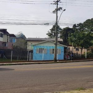 Casa, 3 dormitórios, 3 vagas, no bairro Fatima em Caxias do Sul para Comprar