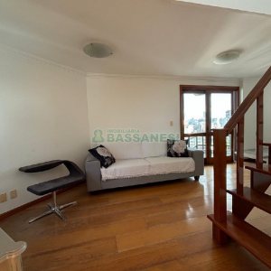 Apto Mobiliado com 184m², 3 dormitórios, 2 vagas, no bairro São Pelegrino em Caxias do Sul para Alugar