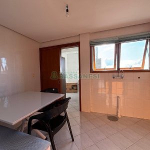 Apto Mobiliado com 184m², 3 dormitórios, 2 vagas, no bairro São Pelegrino em Caxias do Sul para Alugar