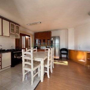 Apto Mobiliado com 184m², 3 dormitórios, 2 vagas, no bairro São Pelegrino em Caxias do Sul para Alugar