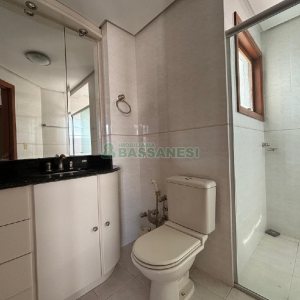 Apto Mobiliado com 184m², 3 dormitórios, 2 vagas, no bairro São Pelegrino em Caxias do Sul para Alugar