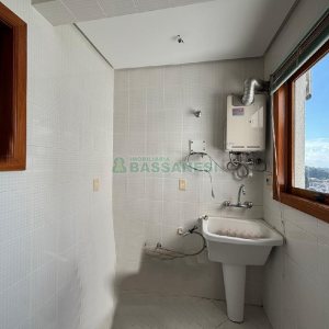 Apto Mobiliado com 184m², 3 dormitórios, 2 vagas, no bairro São Pelegrino em Caxias do Sul para Alugar