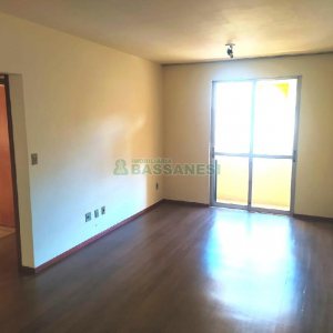 Apartamento com 95m², 2 dormitórios, 1 vaga, no bairro Lourdes em Caxias do Sul para Alugar