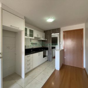 Apartamento com 52m², 2 dormitórios, 1 vaga, no bairro Desvio Rizzo em Caxias do Sul para Alugar