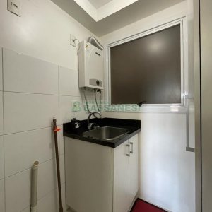 Apartamento com 52m², 2 dormitórios, 1 vaga, no bairro Desvio Rizzo em Caxias do Sul para Alugar