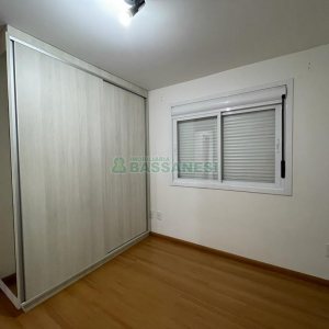Apartamento com 52m², 2 dormitórios, 1 vaga, no bairro Desvio Rizzo em Caxias do Sul para Alugar