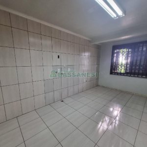 Casa com 130m², 3 dormitórios, 2 vagas, no bairro Santa Lúcia em Caxias do Sul para Alugar