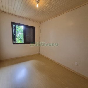 Casa com 130m², 3 dormitórios, 2 vagas, no bairro Santa Lúcia em Caxias do Sul para Alugar