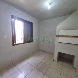 Casa com 130m², 3 dormitórios, 2 vagas, no bairro Santa Lúcia em Caxias do Sul para Alugar