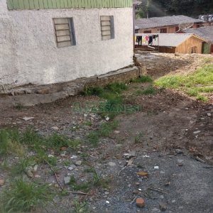 Terreno, no bairro São Leopoldo em Caxias do Sul para Comprar