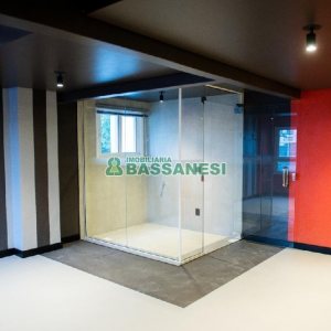 Apto Mobiliado com 45m², 1 dormitório, 1 vaga, no bairro Lourdes em Caxias do Sul para Alugar