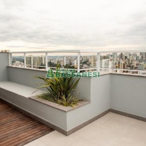 Apto Mobiliado com 45m², 1 dormitório, 1 vaga, no bairro Lourdes em Caxias do Sul para Alugar