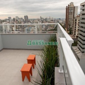 Apto Mobiliado com 45m², 1 dormitório, 1 vaga, no bairro Lourdes em Caxias do Sul para Alugar