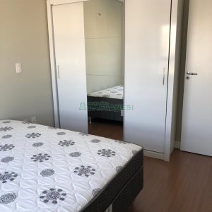 Apto Mobiliado com 45m², 1 dormitório, 1 vaga, no bairro Lourdes em Caxias do Sul para Alugar