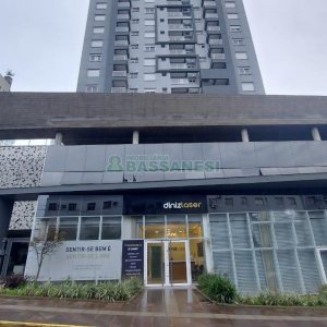 Apto Mobiliado com 45m², 1 dormitório, 1 vaga, no bairro Lourdes em Caxias do Sul para Alugar