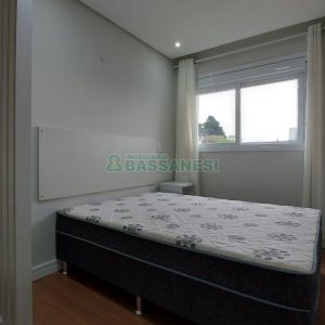Apto Mobiliado com 45m², 1 dormitório, 1 vaga, no bairro Lourdes em Caxias do Sul para Alugar