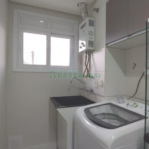 Apto Mobiliado com 45m², 1 dormitório, 1 vaga, no bairro Lourdes em Caxias do Sul para Alugar