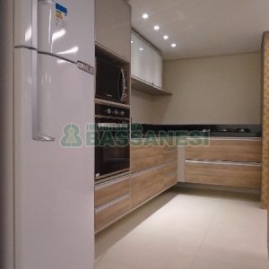 Apto Mobiliado com 38m², 1 dormitório, 1 vaga, no bairro Villagio Iguatemi em Caxias do Sul para Alugar