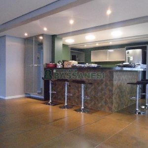 Apto Mobiliado com 38m², 1 dormitório, 1 vaga, no bairro Villagio Iguatemi em Caxias do Sul para Alugar