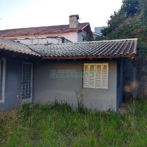 Casa com 200m², 3 dormitórios, 2 vagas, no bairro Colina Sorriso em Caxias do Sul para Comprar