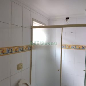 Casa com 200m², 3 dormitórios, 2 vagas, no bairro Colina Sorriso em Caxias do Sul para Comprar