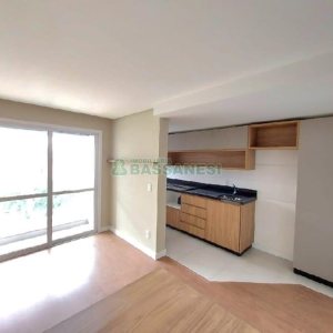 Apartamento com 41m², 1 dormitório, 1 vaga, no bairro Lourdes em Caxias do Sul para Comprar