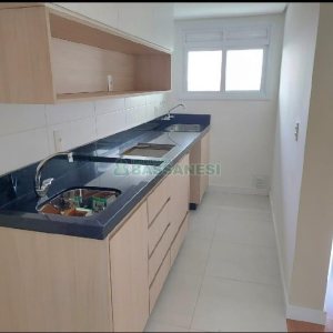Apartamento com 41m², 1 dormitório, 1 vaga, no bairro Lourdes em Caxias do Sul para Comprar
