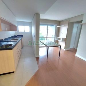 Apartamento com 41m², 1 dormitório, 1 vaga, no bairro Lourdes em Caxias do Sul para Comprar