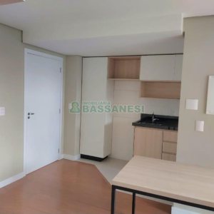 Apartamento com 41m², 1 dormitório, 1 vaga, no bairro Lourdes em Caxias do Sul para Comprar