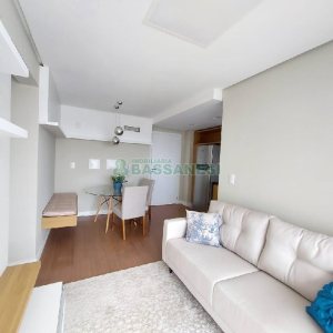 Apto Mobiliado com 40m², 1 dormitório, 1 vaga, no bairro Centro em Caxias do Sul para Comprar