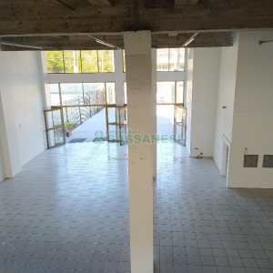 Loja com 564m², 1 vaga, no bairro Cristo Redentor em Caxias do Sul para Alugar