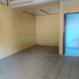 Loja com 564m², 1 vaga, no bairro Cristo Redentor em Caxias do Sul para Alugar