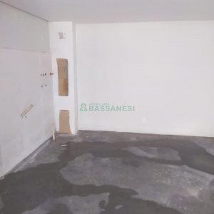 Sobrado com 86m², 2 dormitórios, 2 vagas, no bairro Nossa Senhora da Saúde em Caxias do Sul para Comprar