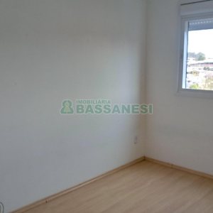 Apartamento com 47m², 2 dormitórios, 1 vaga, no bairro Charqueadas em Caxias do Sul para Comprar