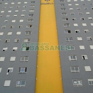 Apartamento com 47m², 2 dormitórios, 1 vaga, no bairro Charqueadas em Caxias do Sul para Comprar