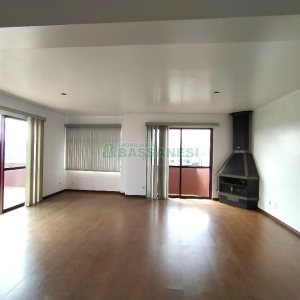 Apartamento com 189m², 3 dormitórios, 2 vagas, no bairro Centro em Caxias do Sul para Comprar