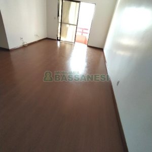 Apartamento com 189m², 3 dormitórios, 2 vagas, no bairro Centro em Caxias do Sul para Comprar