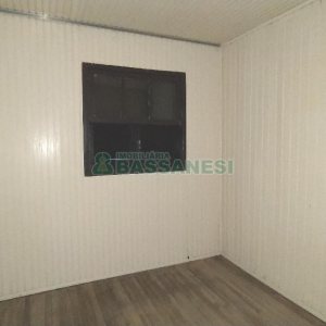 Casa com 80m², 2 dormitórios, 1 vaga, no bairro Kayser em Caxias do Sul para Comprar