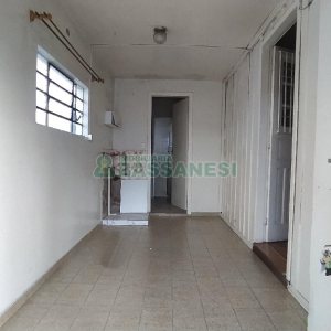Casa com 80m², 2 dormitórios, 1 vaga, no bairro Kayser em Caxias do Sul para Comprar