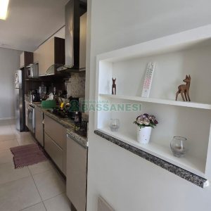 Apartamento com 55m², 1 dormitório, 1 vaga, no bairro Centro em Caxias do Sul para Comprar