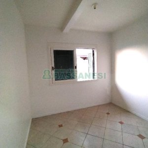 Casa com 195m², 3 dormitórios, 4 vagas, no bairro Santa Catarina em Caxias do Sul para Alugar