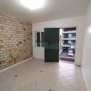 Casa com 195m², 3 dormitórios, 4 vagas, no bairro Santa Catarina em Caxias do Sul para Alugar