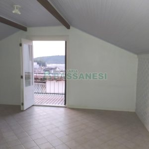 Casa com 195m², 3 dormitórios, 4 vagas, no bairro Santa Catarina em Caxias do Sul para Alugar